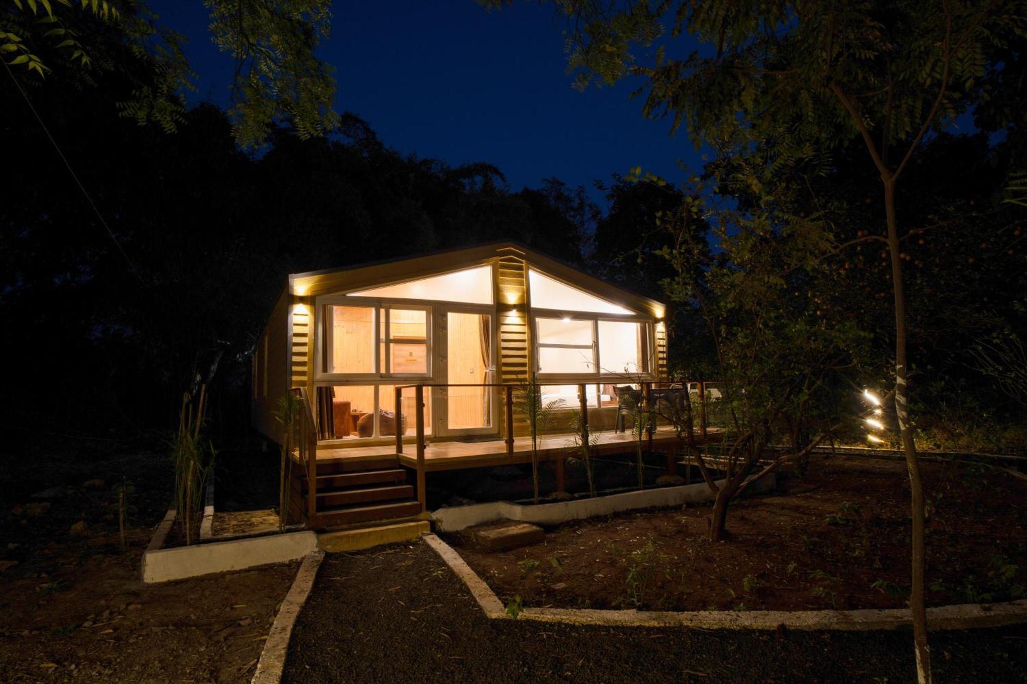 Hotel Treebo Premium Mowgli'S Den, Pench Khawāsa Exterior foto