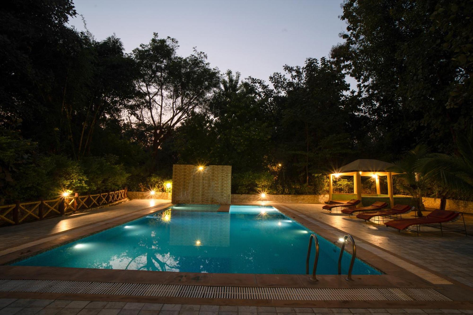 Hotel Treebo Premium Mowgli'S Den, Pench Khawāsa Exterior foto