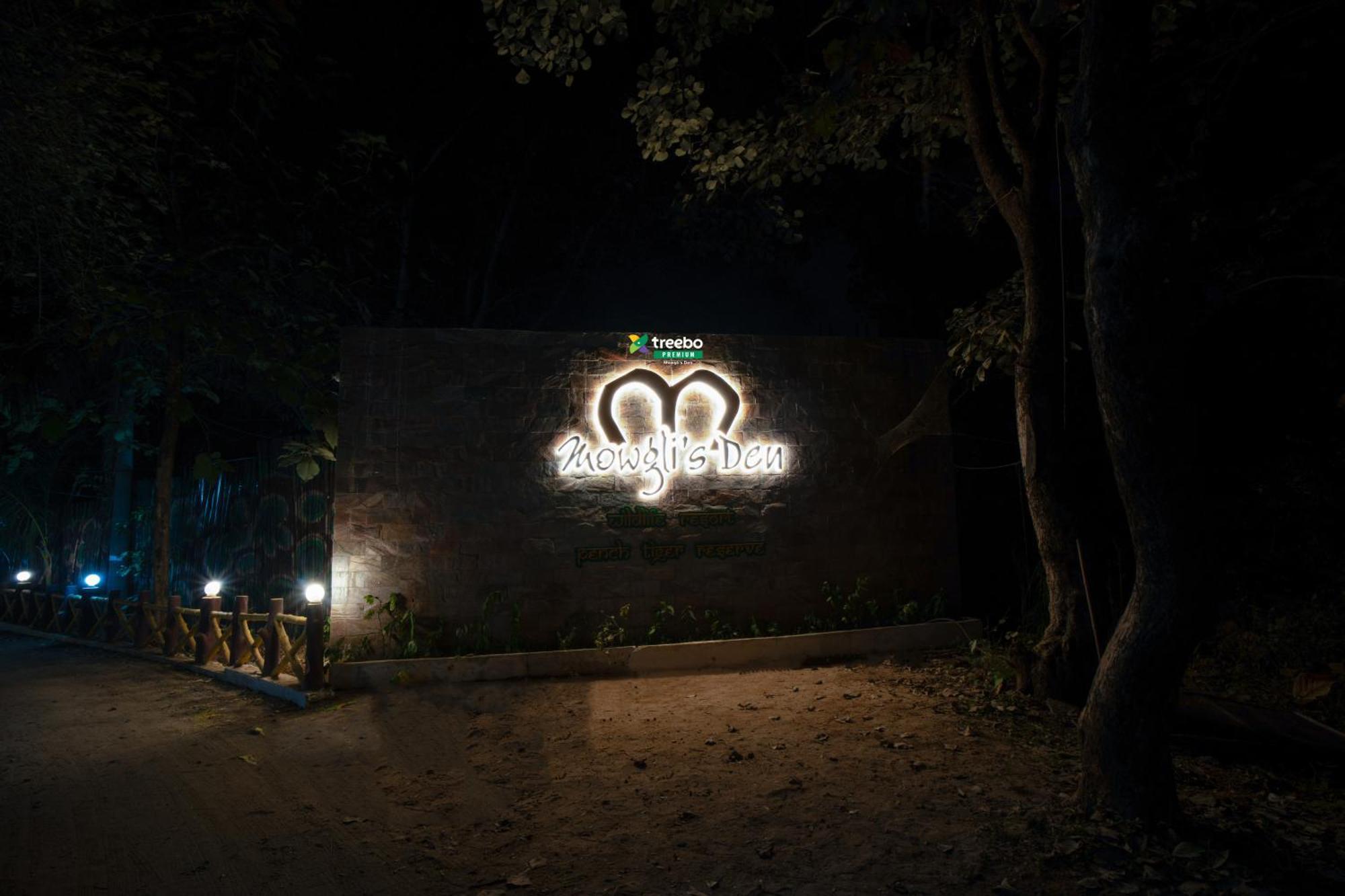 Hotel Treebo Premium Mowgli'S Den, Pench Khawāsa Exterior foto