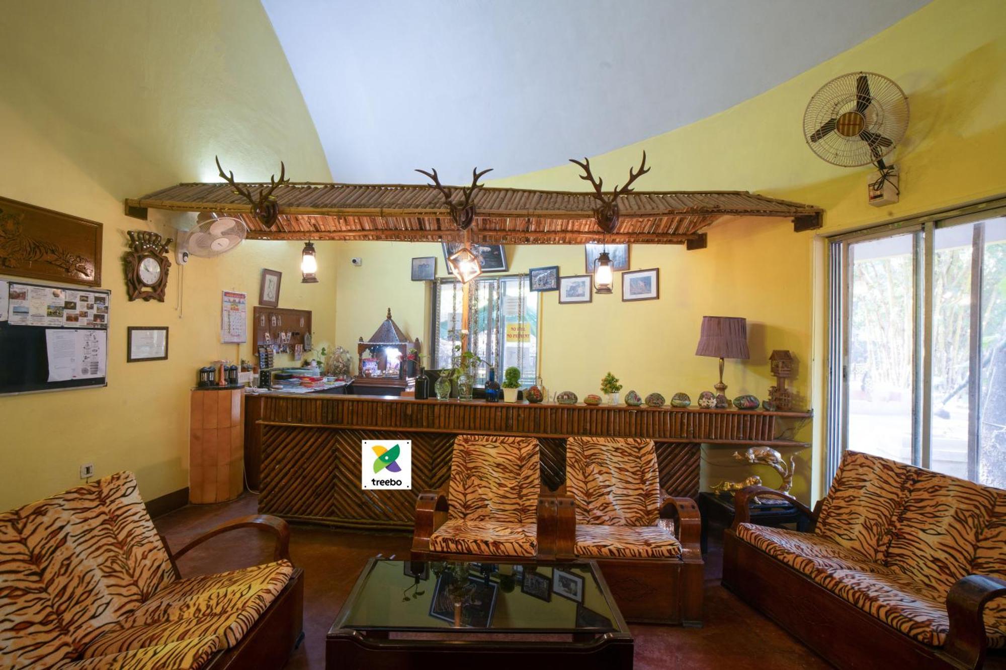 Hotel Treebo Premium Mowgli'S Den, Pench Khawāsa Exterior foto