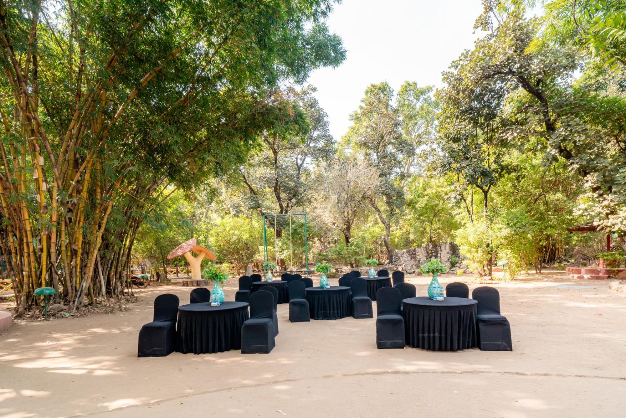Hotel Treebo Premium Mowgli'S Den, Pench Khawāsa Exterior foto