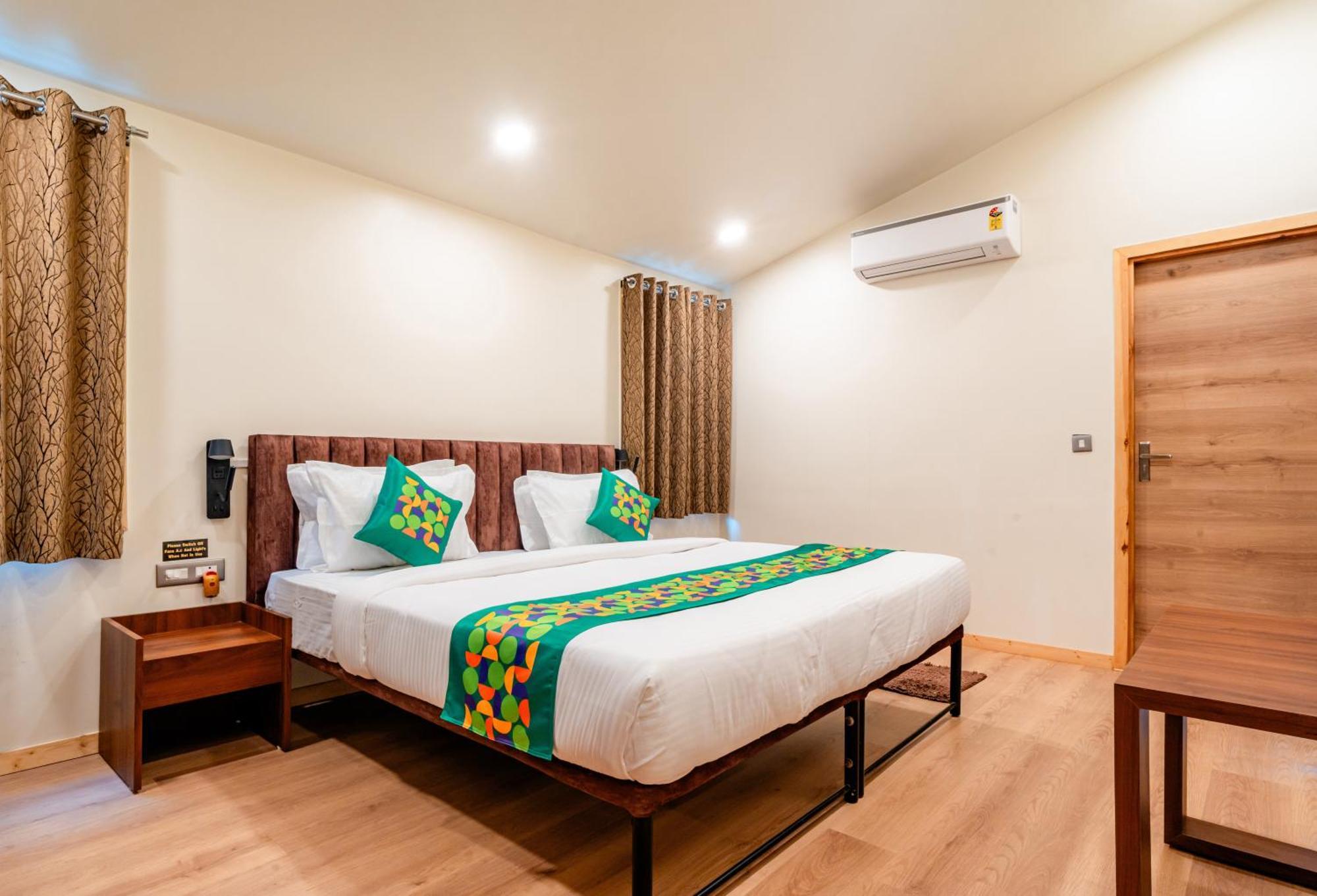 Hotel Treebo Premium Mowgli'S Den, Pench Khawāsa Exterior foto
