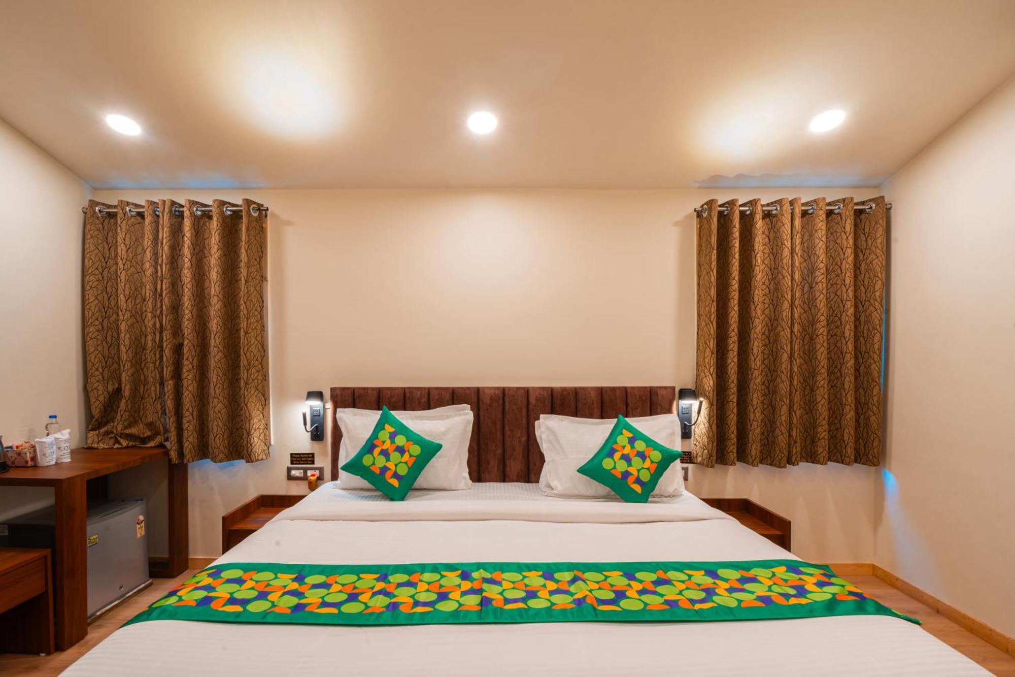 Hotel Treebo Premium Mowgli'S Den, Pench Khawāsa Exterior foto