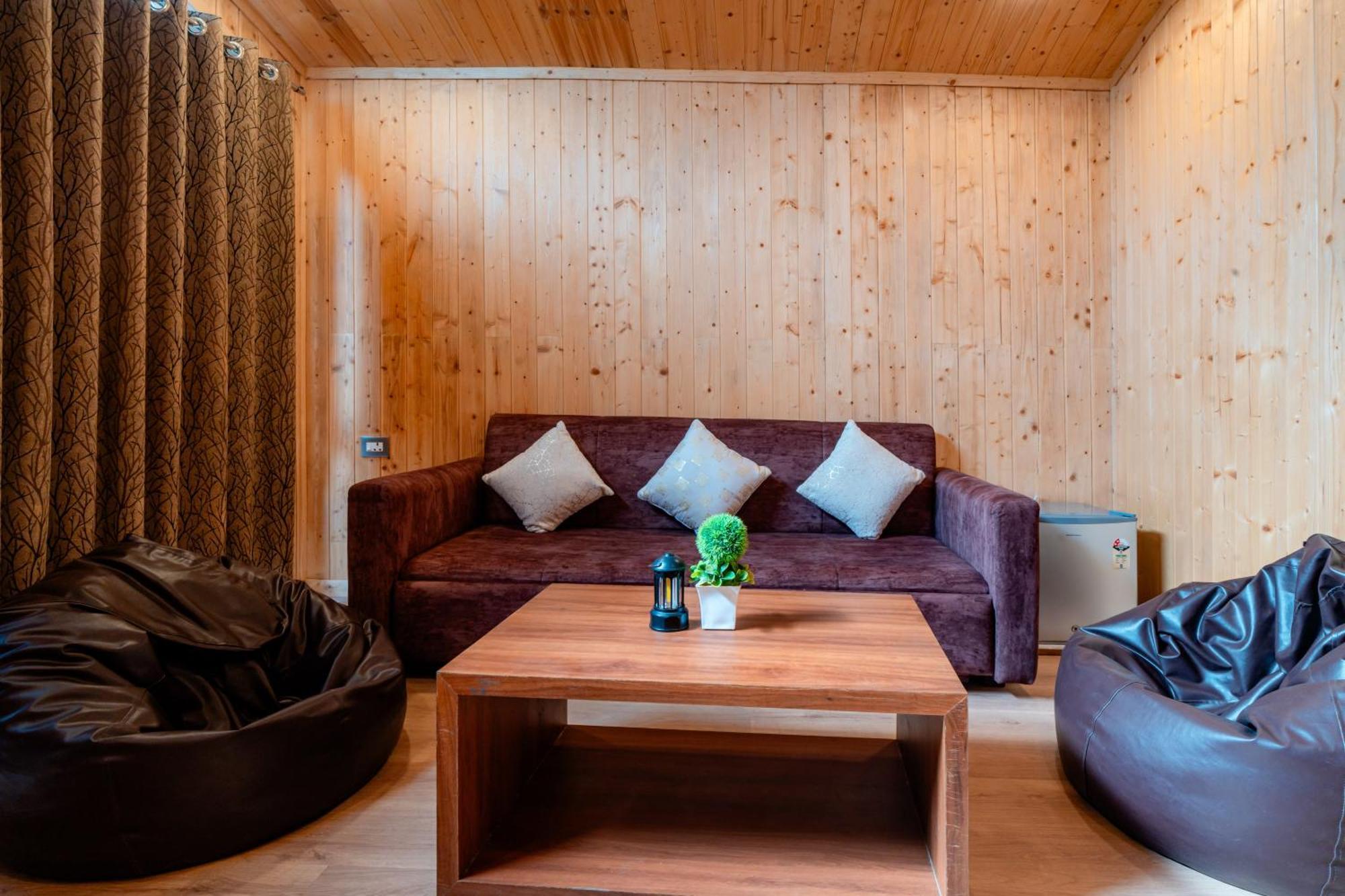 Hotel Treebo Premium Mowgli'S Den, Pench Khawāsa Exterior foto