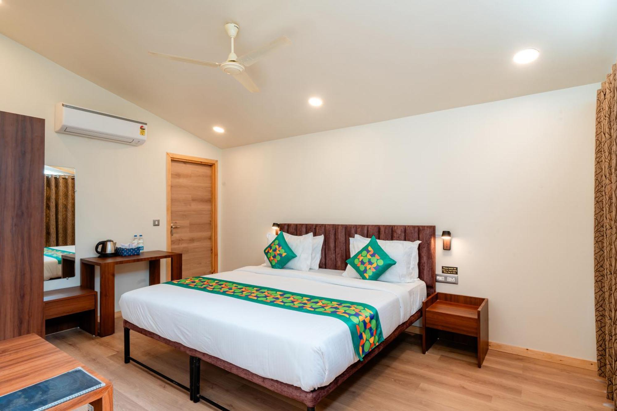 Hotel Treebo Premium Mowgli'S Den, Pench Khawāsa Exterior foto