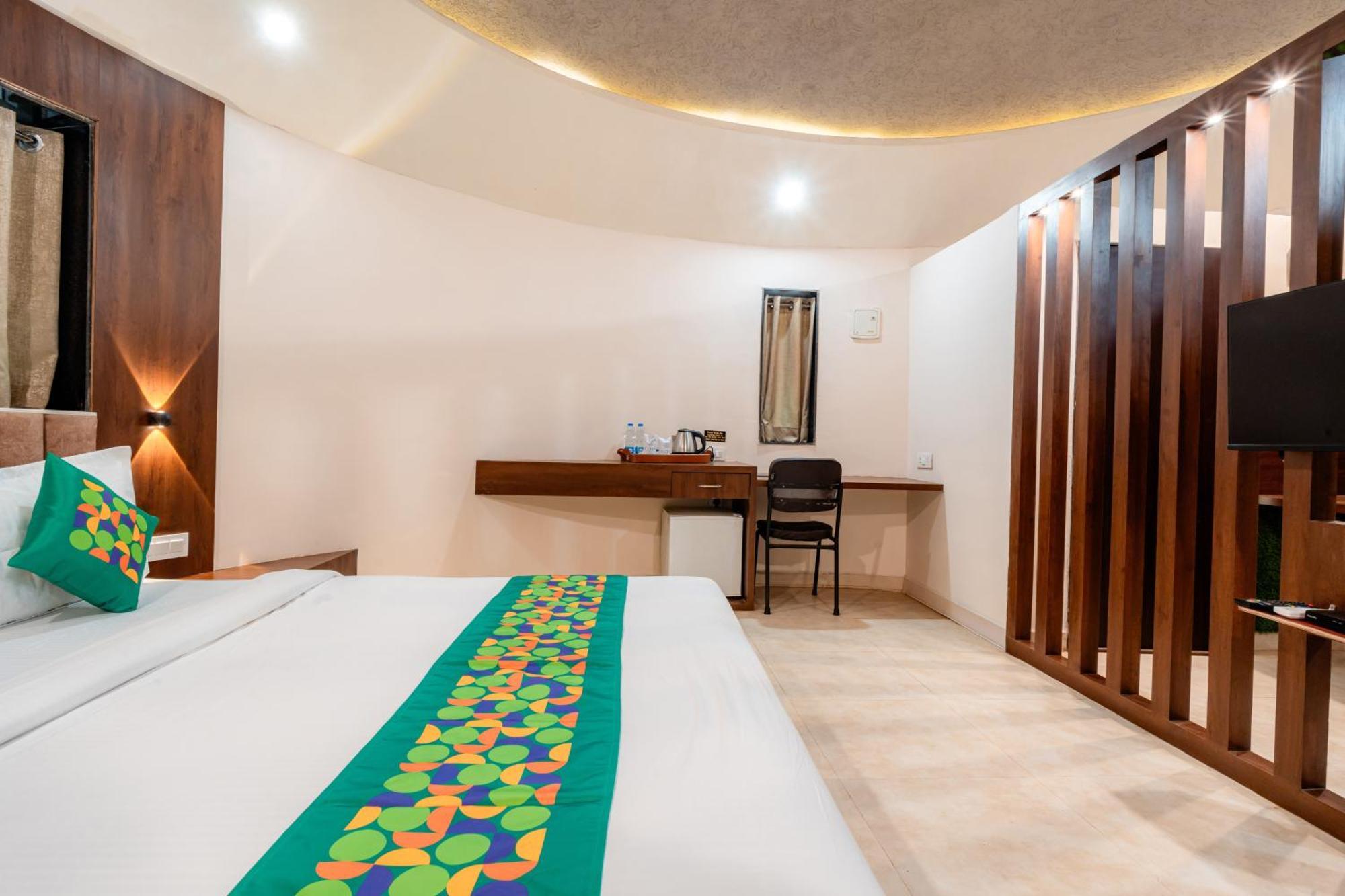 Hotel Treebo Premium Mowgli'S Den, Pench Khawāsa Exterior foto